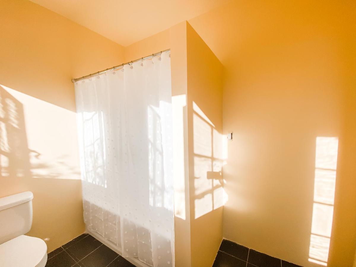 Island Girl Spa + Bed And Breakfast Los Angeles Exterior foto